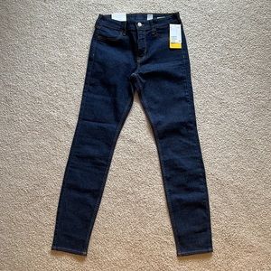 H&M Skinny Jeans- size 27- Brand New with Tag